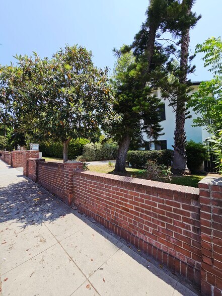 More Photos Of 1142-1148 Western Ave, Glendale Apartments For Sale