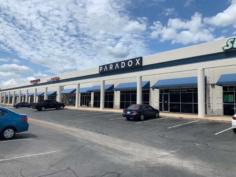 More Photos Of 5545 NW Loop 410 Fwy, San Antonio Unknown For Lease