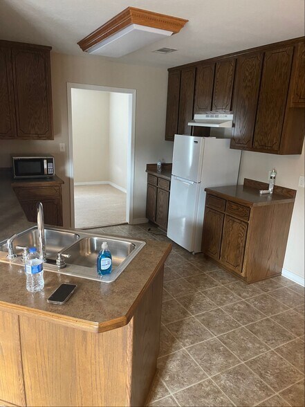 More Photos Of 21238 Highway 49, Saucier Office For Lease