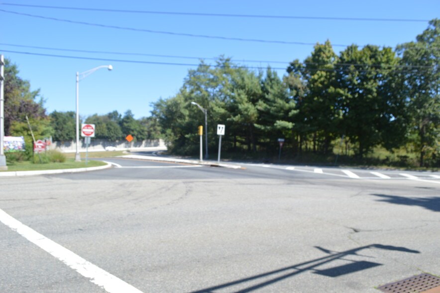 More Photos Of W Oakland Ave, Oakland Land For Sale