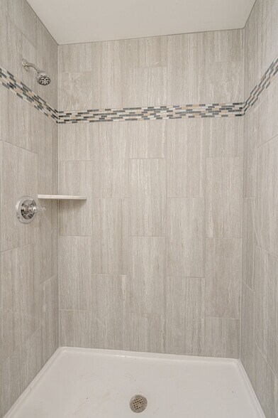 More Photos Of 501 Cedarmont Dr, Antioch Apartments For Sale