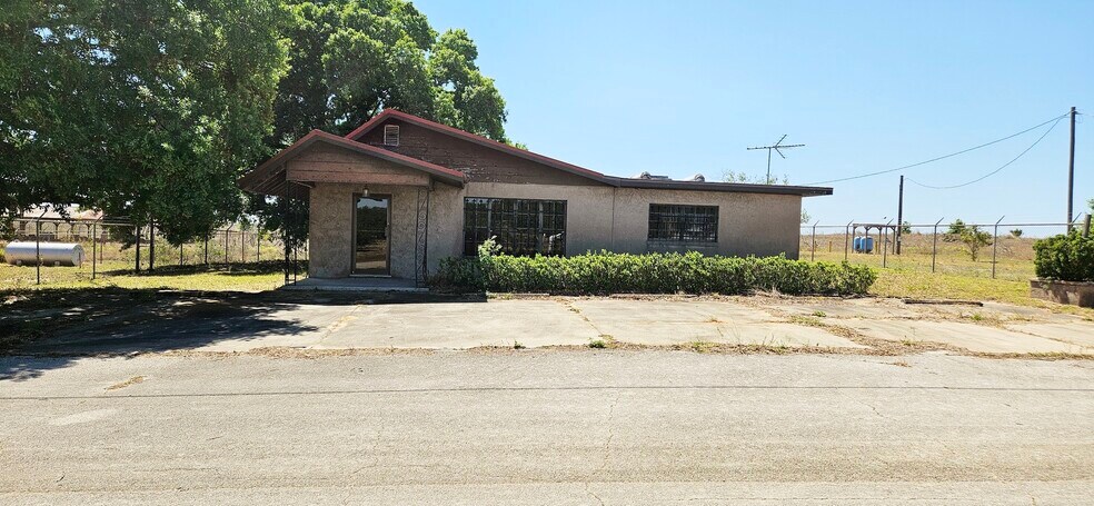 More Photos Of 321 Davis Bros Rd, Frostproof Land For Sale