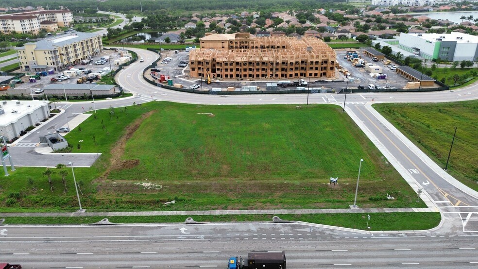 More Photos Of 2350 Champion Ring Rd, Fort Myers Land For Lease