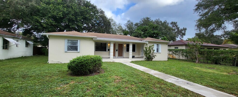 Primary Photo Of 609 NE 138th St, North Miami Multifamily For Sale