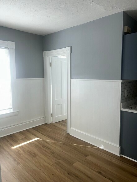 More Photos Of 97 Bridge St, Manchester Apartments For Sale