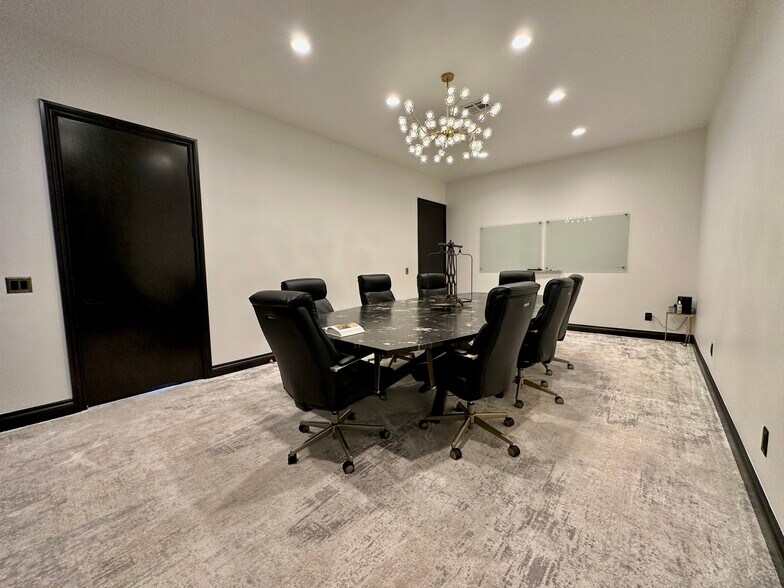 More Photos Of 2917 NW 156th St, Edmond Office Residential For Lease