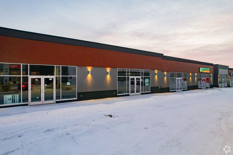 More Photos Of 318-1 Nolanridge Cres NW, Calgary Storefront Retail Office For Lease