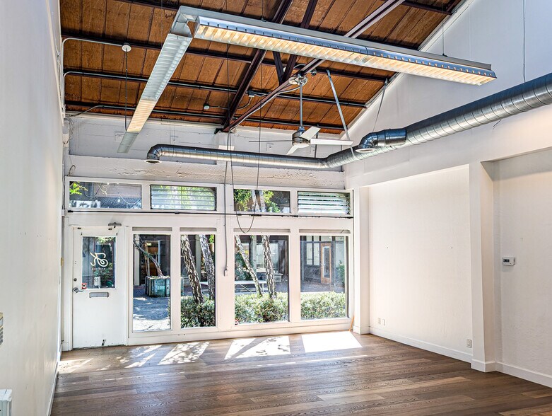 More Photos Of 10 Arkansas St, San Francisco Office For Lease