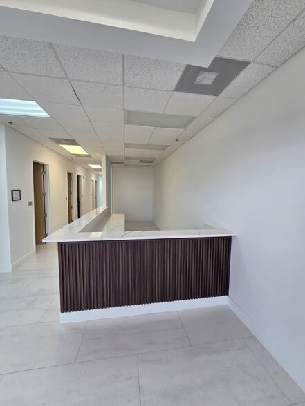 More Photos Of 1010-1020 W Oak St, Kissimmee Medical For Lease