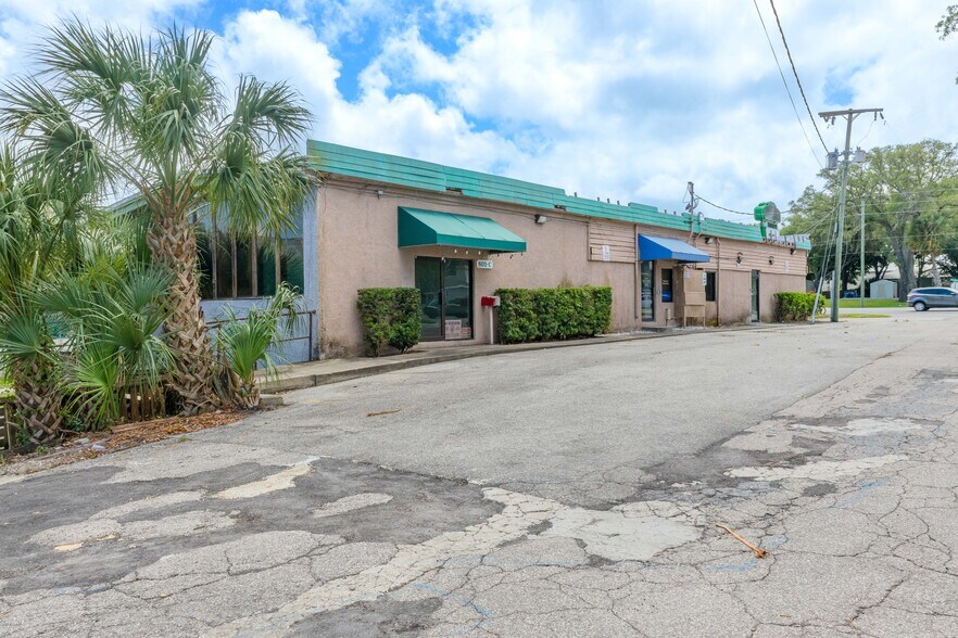 More Photos Of 801 Ponce De Leon Blvd, Saint Augustine Freestanding For Lease