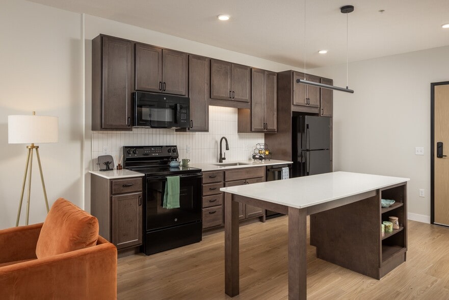 More Photos Of 700 American Blvd W, Bloomington Apartments For Lease