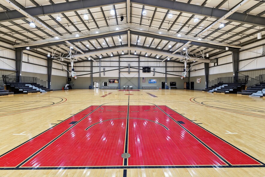 More Photos Of 2206 Westwood Ave, Richmond Sports And Entertainment For Sale