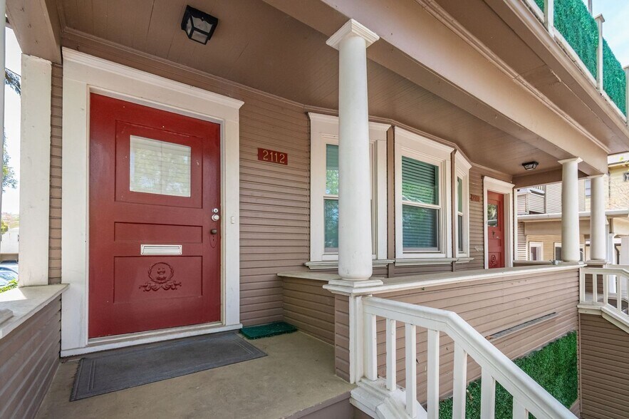 More Photos Of 2110-2112 I St, Sacramento Apartments For Sale