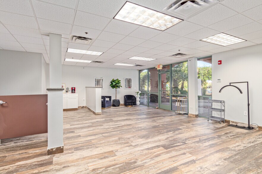 More Photos Of 12625 N Saguaro Blvd, Fountain Hills Storefront Retail Office For Sale