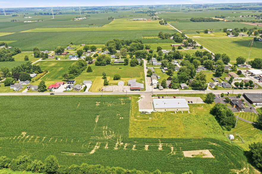 More Photos Of 7874 E State Road 28, Elwood Flex For Sale