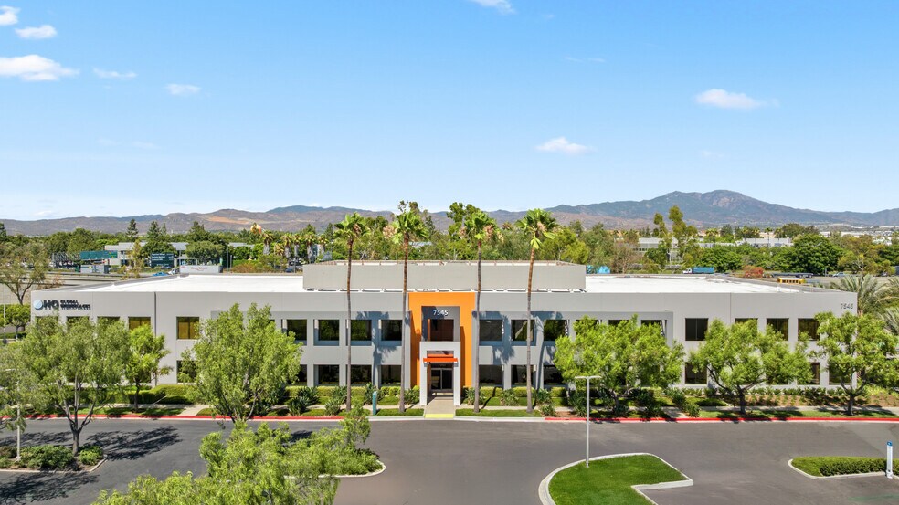 More Photos Of 7525 Irvine Center Dr, Irvine Unknown For Lease