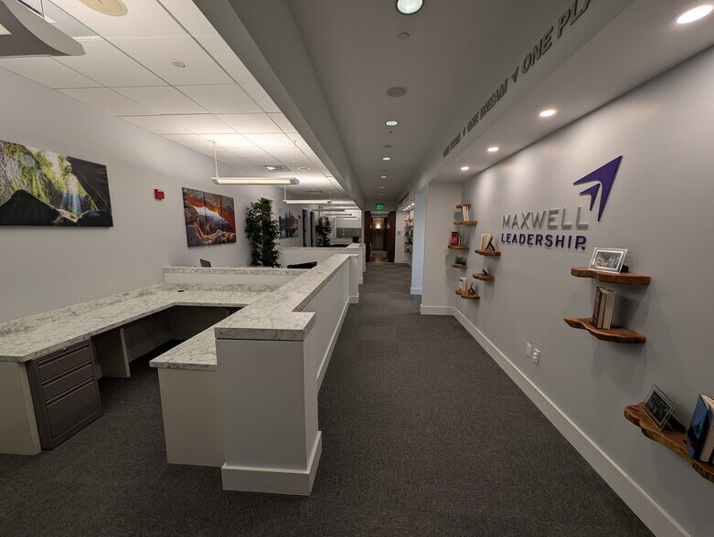 More Photos Of 2925 Pga Blvd, Palm Beach Gardens Office For Lease