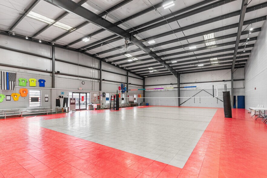 More Photos Of 2233 W Hanford Rd, Burlington Freestanding For Sale