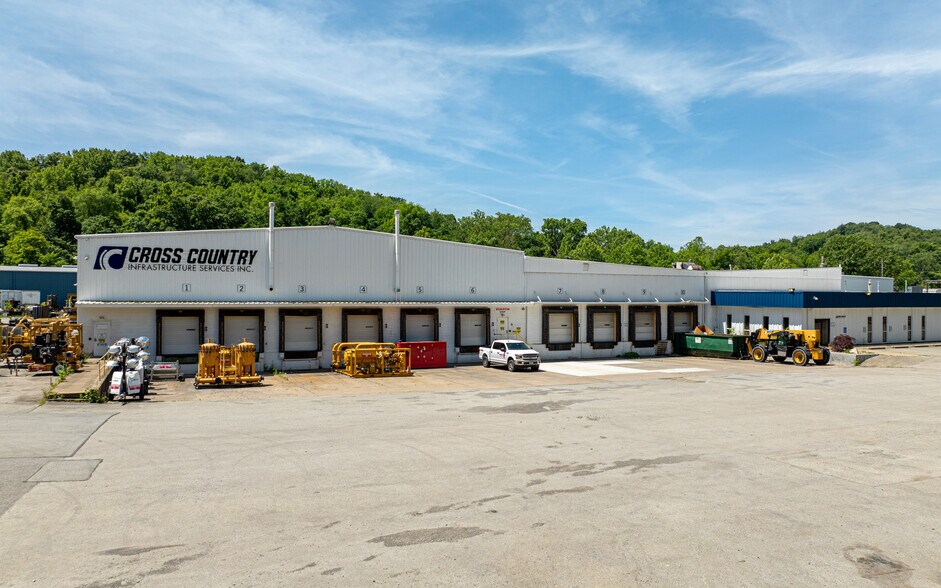 More Photos Of 12 Eighty Four Dr, Eighty Four Refrigeration Cold Storage For Lease