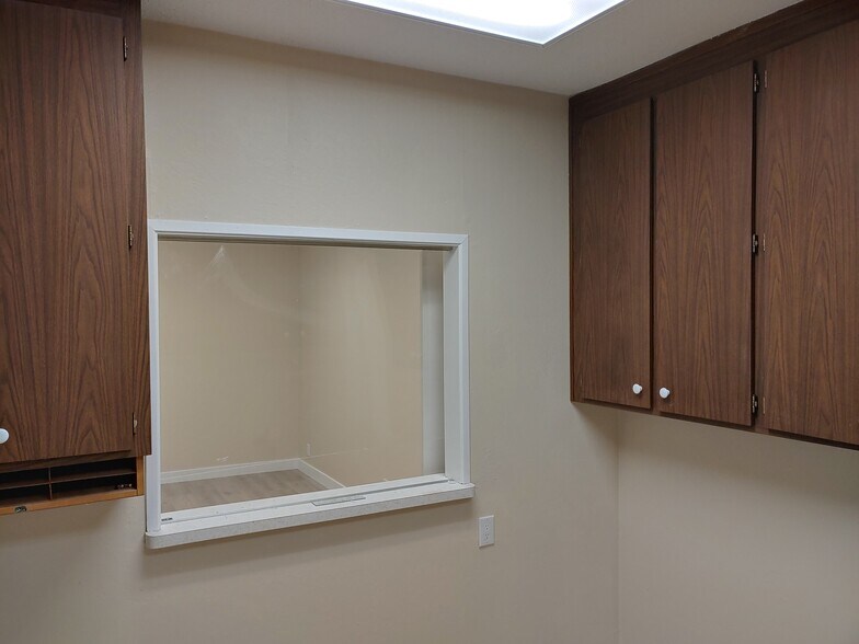 More Photos Of 1475 Cedarwood Ln, Pleasanton Medical For Lease