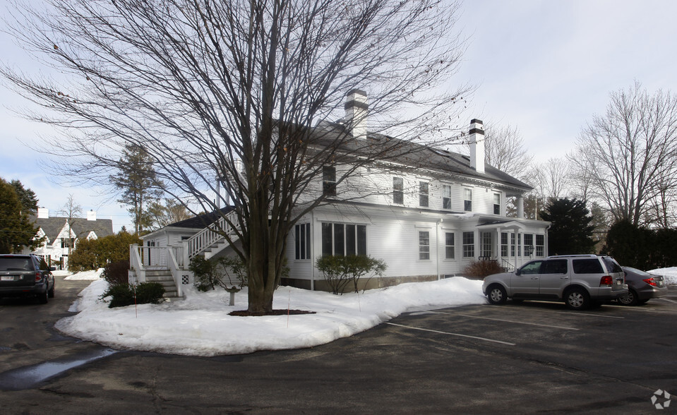 Primary Photo Of 225 Main St, Wenham Office Residential For Lease