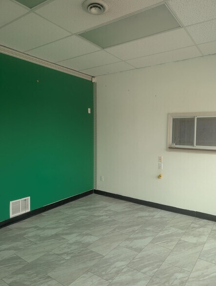 More Photos Of 4716-4724 S Dixie Dr, Dayton Unknown For Lease