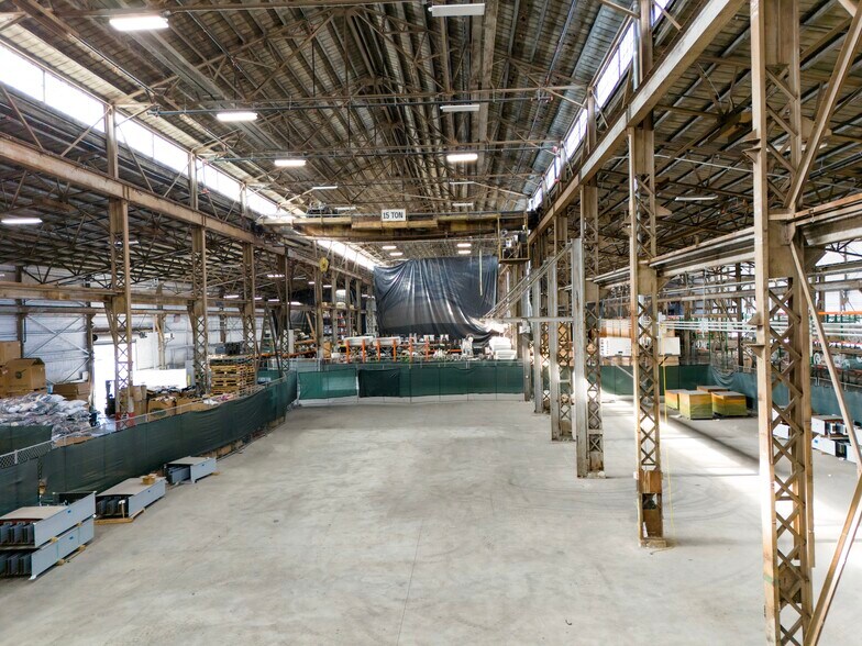 More Photos Of 1 W Barrett Ave, Richmond Warehouse For Lease