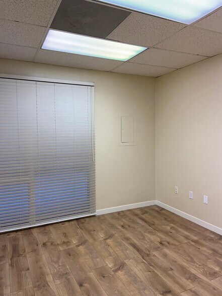 More Photos Of 100 Professional Center Dr, Novato Unknown For Lease