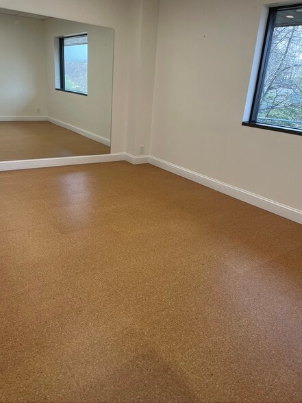 More Photos Of 325 S Highland Ave, Briarcliff Manor Village Medical For Lease