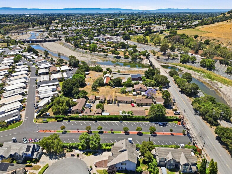 More Photos Of 559-585 Old Canyon Rd, Fremont Apartments For Sale