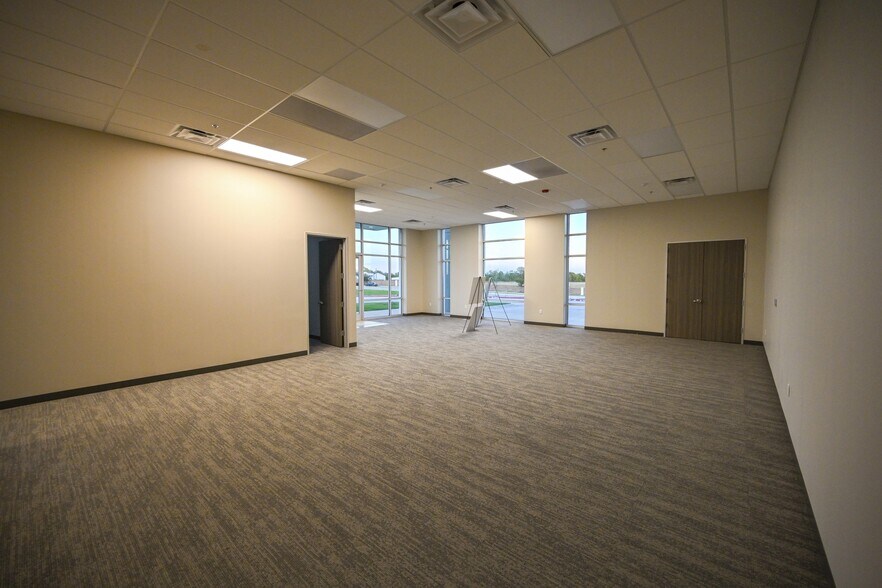 More Photos Of 2801 N State Highway 78, Wylie Warehouse For Lease