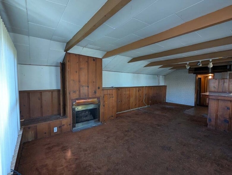 More Photos Of 702 Vesta St, Inglewood Manufacturing For Sale