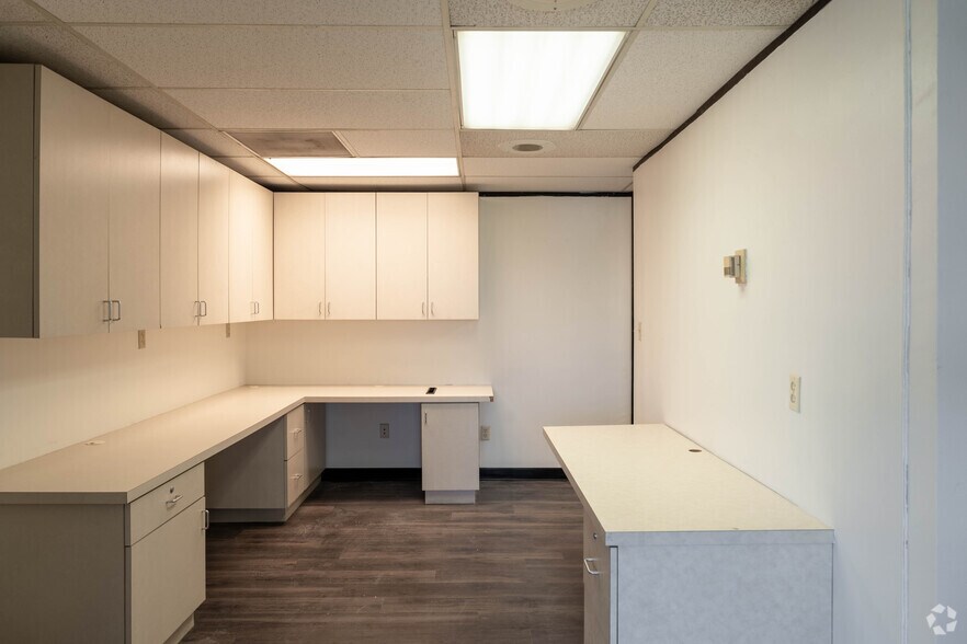 More Photos Of 1818 N Orange Grove Ave, Pomona Medical For Lease