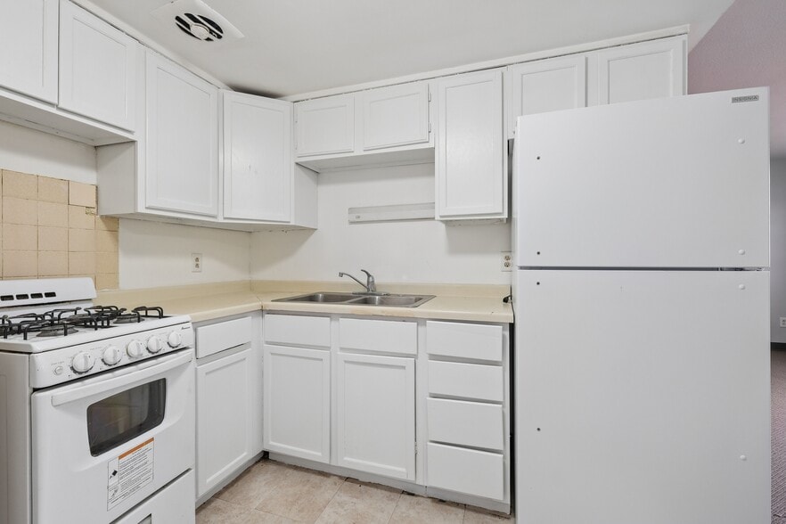 More Photos Of 4525 4th Ave S, Minneapolis Apartments For Sale