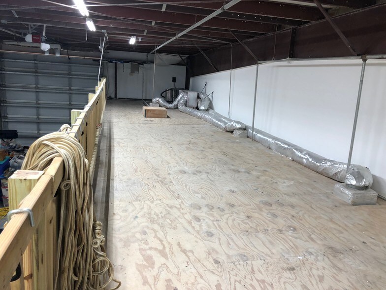 More Photos Of 1501 SE Decker Ave, Stuart Warehouse For Sale