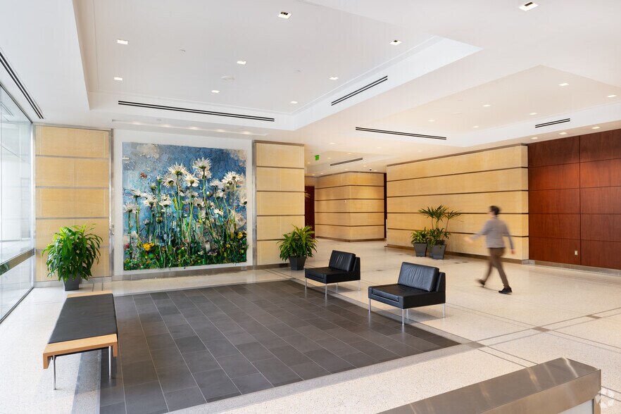 More Photos Of 1650 Arch St, Philadelphia Office For Sale