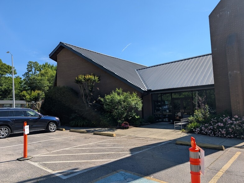 More Photos Of 555 SW Maynard Rd, Cary Religious Facility For Sale