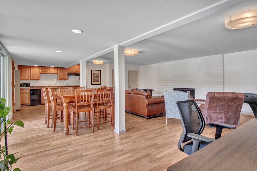 More Photos Of 415 E 2nd St, Tustin Apartments For Sale