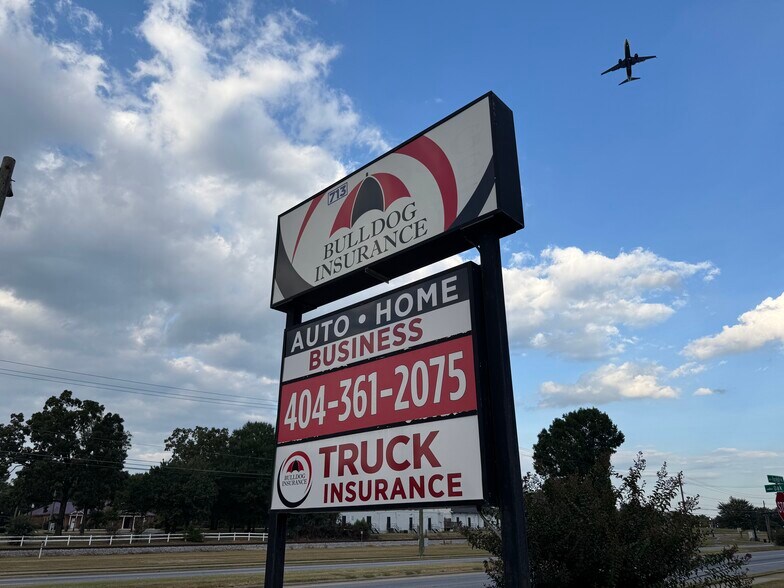 More Photos Of 713 Forest Pky, Forest Park Medical For Sale