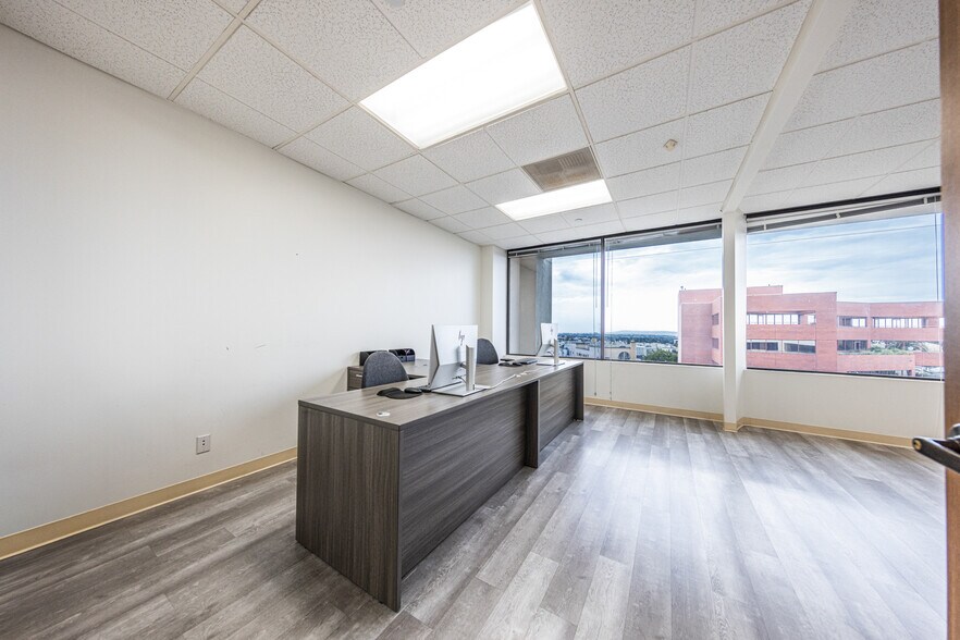 More Photos Of 11777 San Vicente Blvd, Los Angeles Office For Lease