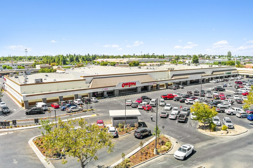 More Photos Of 1136-1230 W Main St, Merced Unknown For Lease