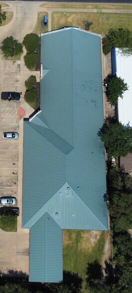 More Photos Of 2010 E Villa Maria Dr, Bryan Office For Lease