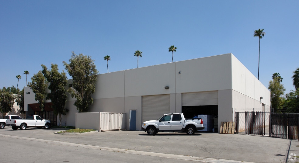 More Photos Of 3493 Durahart St, Riverside Warehouse For Lease