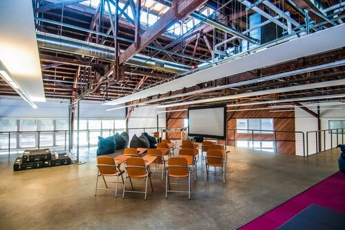 More Photos Of 12101 W Bluff Creek Dr, Playa Vista Office For Lease