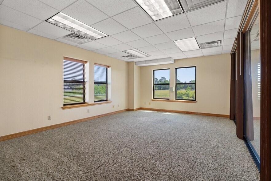 More Photos Of 26069 Springer Cemetary Rd, Hockley Flex For Sale