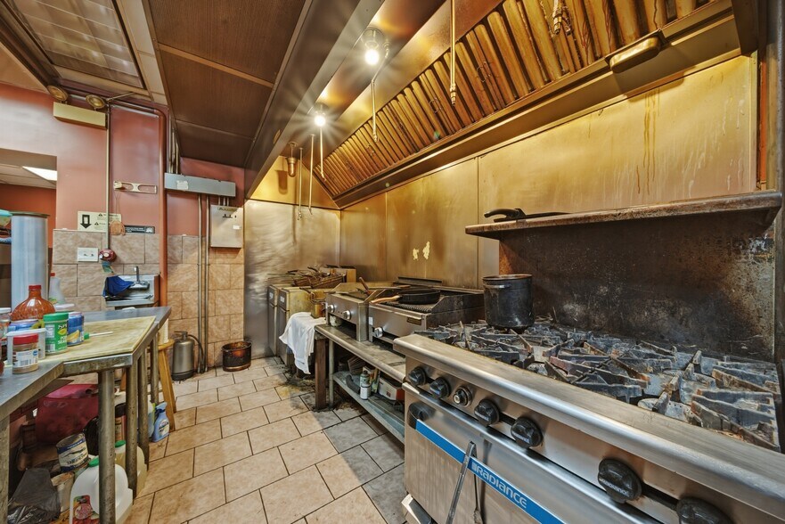 More Photos Of 518 Western ave, Chicago Apartments For Sale