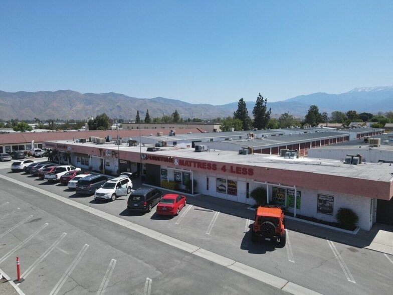 More Photos Of 980 N State St, Hemet Unknown For Lease