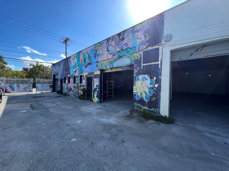 More Photos Of 591 NW 29th St, Miami Flex For Sale