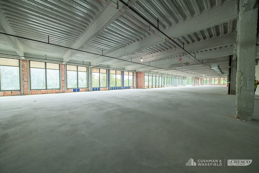 More Photos Of 5959 Rockside Woods Blvd, Independence Office For Lease