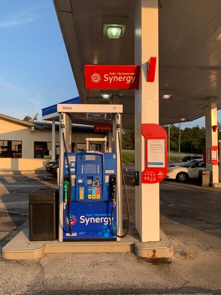 More Photos Of 1290 Gray Hwy, Macon-Bibb Service Station For Sale